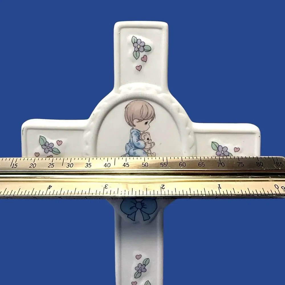 VTG 1990’s Precious Moments Porcelain Jesus Loves Me Wall Cross 8